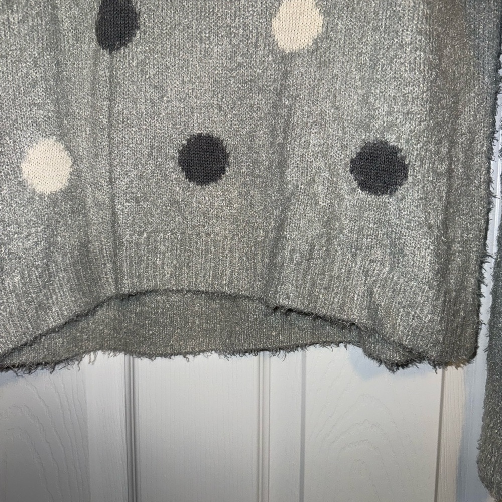 LC Lauren Conrad Gray Polka Dot Sweater - Picture 4 of 7